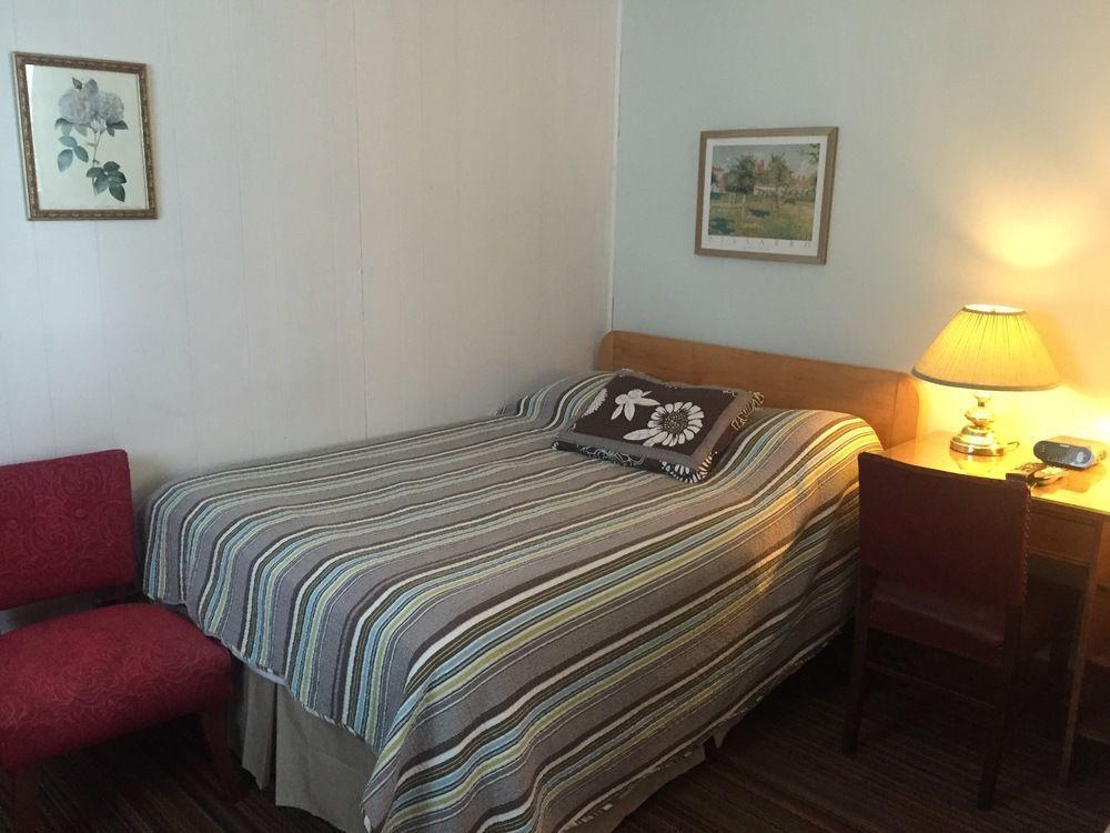 Twin Peaks Motel Napanee Luaran gambar